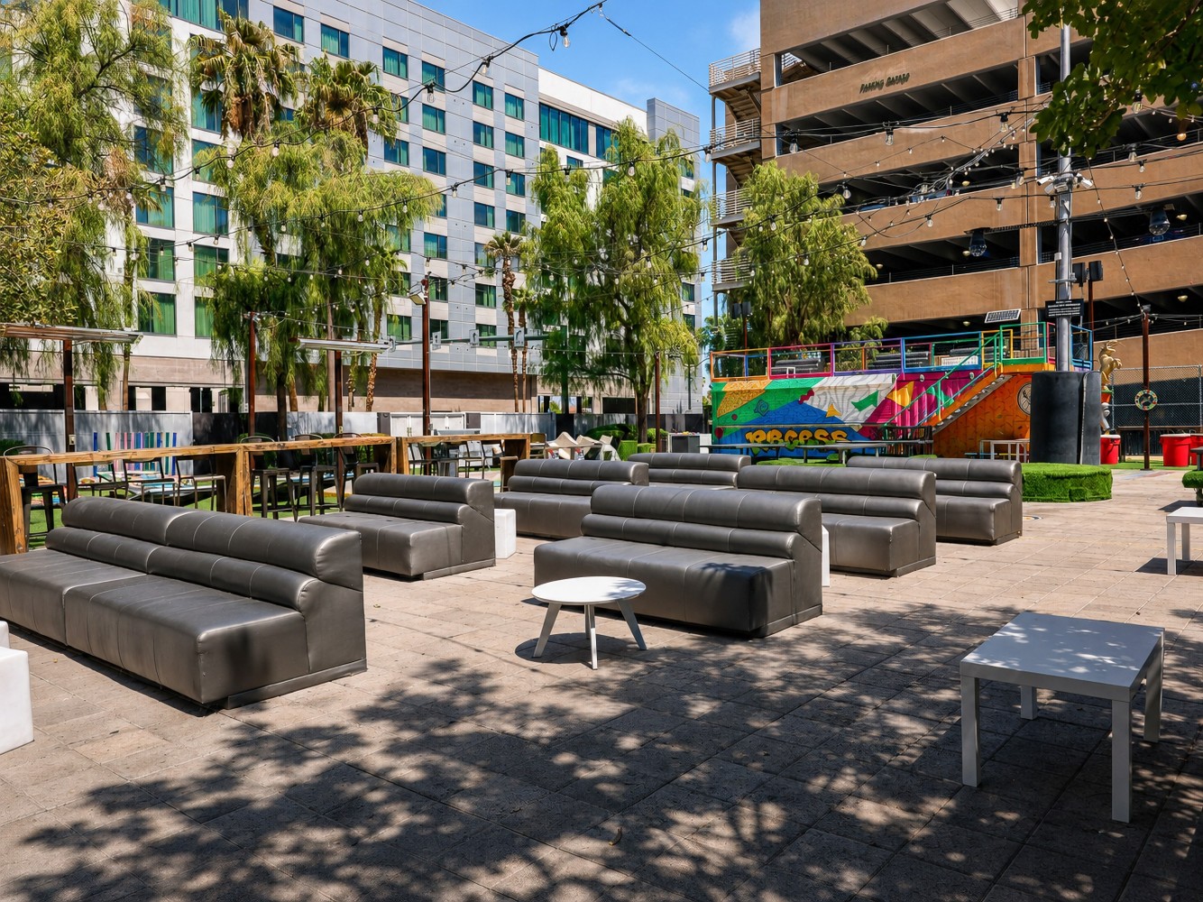 Oasis at Gold Spike — photo 4
